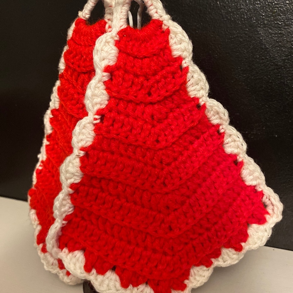 Vtg Christmas Kitchen Crochet Potholders Red/White